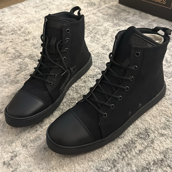Woobies Men’s Combat Boots - Picture 6 of 15